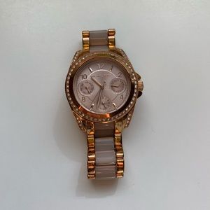 MICHAEL KORS ROSE GOLD WATCH